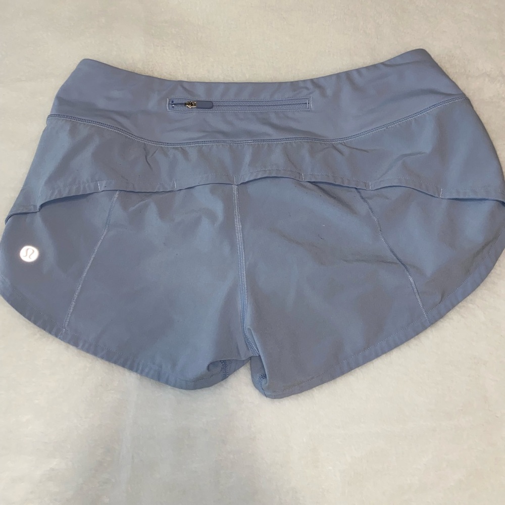 Lululemon Speed Up 2.5 Blue Linen Size 4. Gently Used